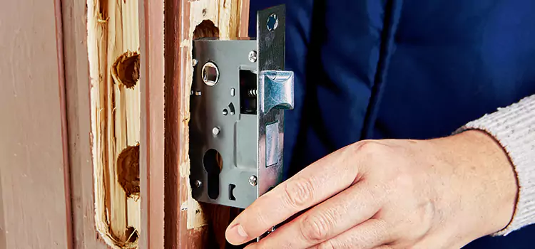 Garage Door Lock Replacement La Verne